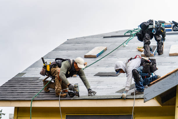Professional Gutter Installation technician working in Powell, OH